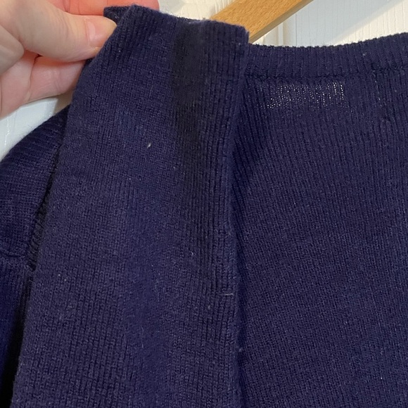 VTG LeRoy Knitwear v-neck blue sweater w/ daisies & butterfly embroidery sz S - Picture 6 of 9